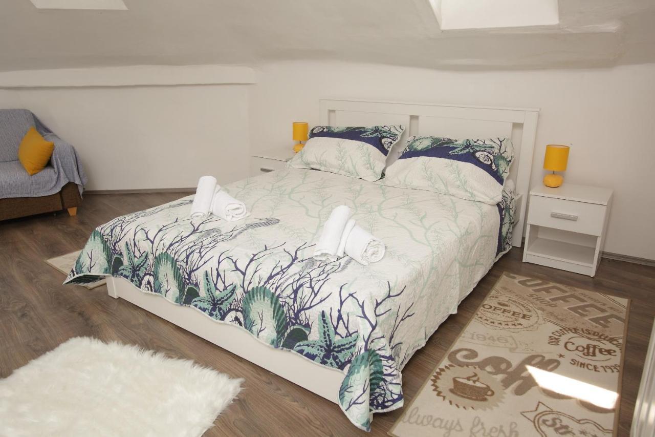Center Lucia -split Center- 7 Guests Apartament Split