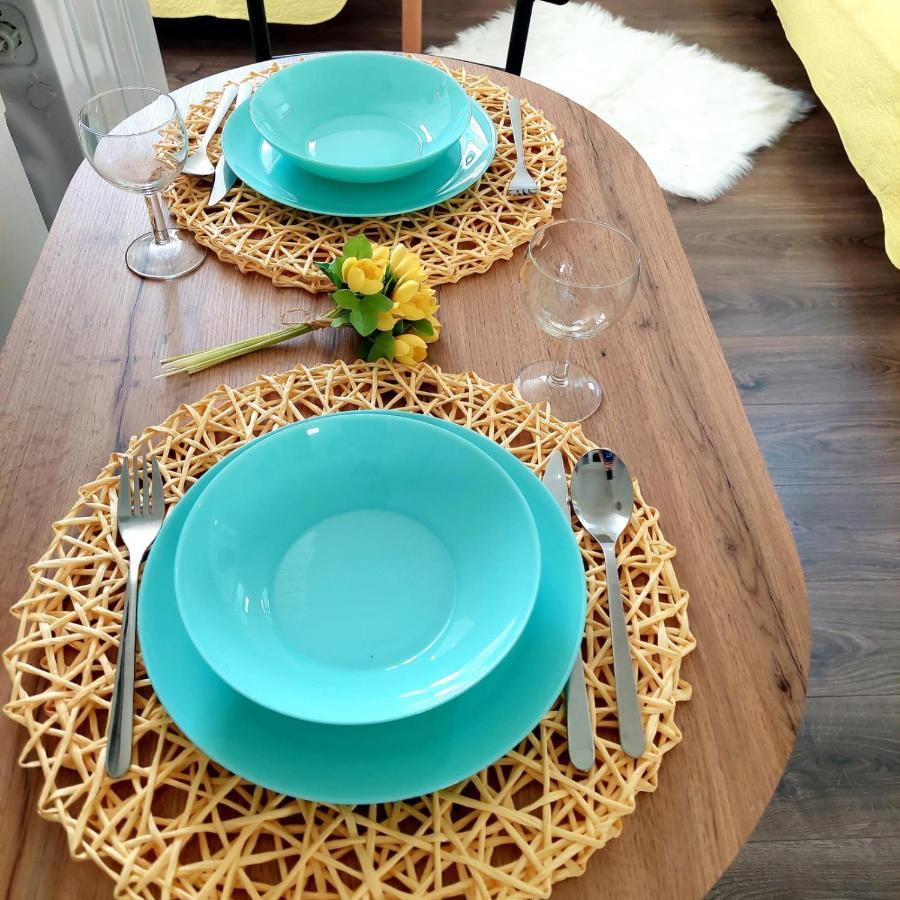 Center Lucia -split Center- 7 Guests Split