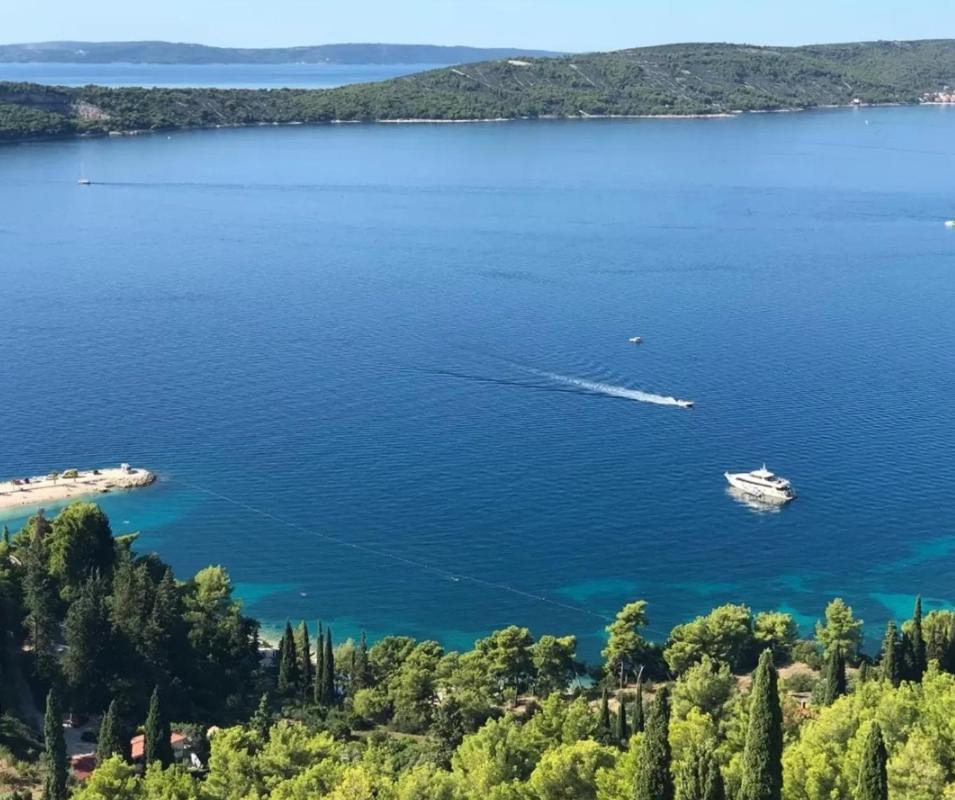 Center Lucia -split Center- 7 Guests * Split