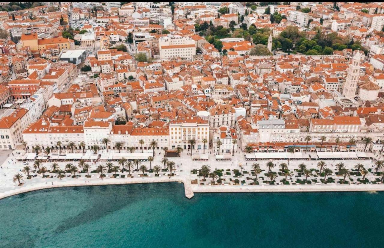 Apartament Center Lucia -split Center- 7 Guests