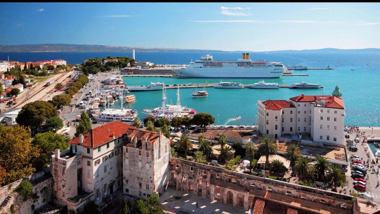 Center Lucia -split Center- 7 Guests Apartament *